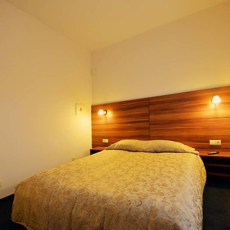 Guest House & Villa Astoma Palanga Quarto foto