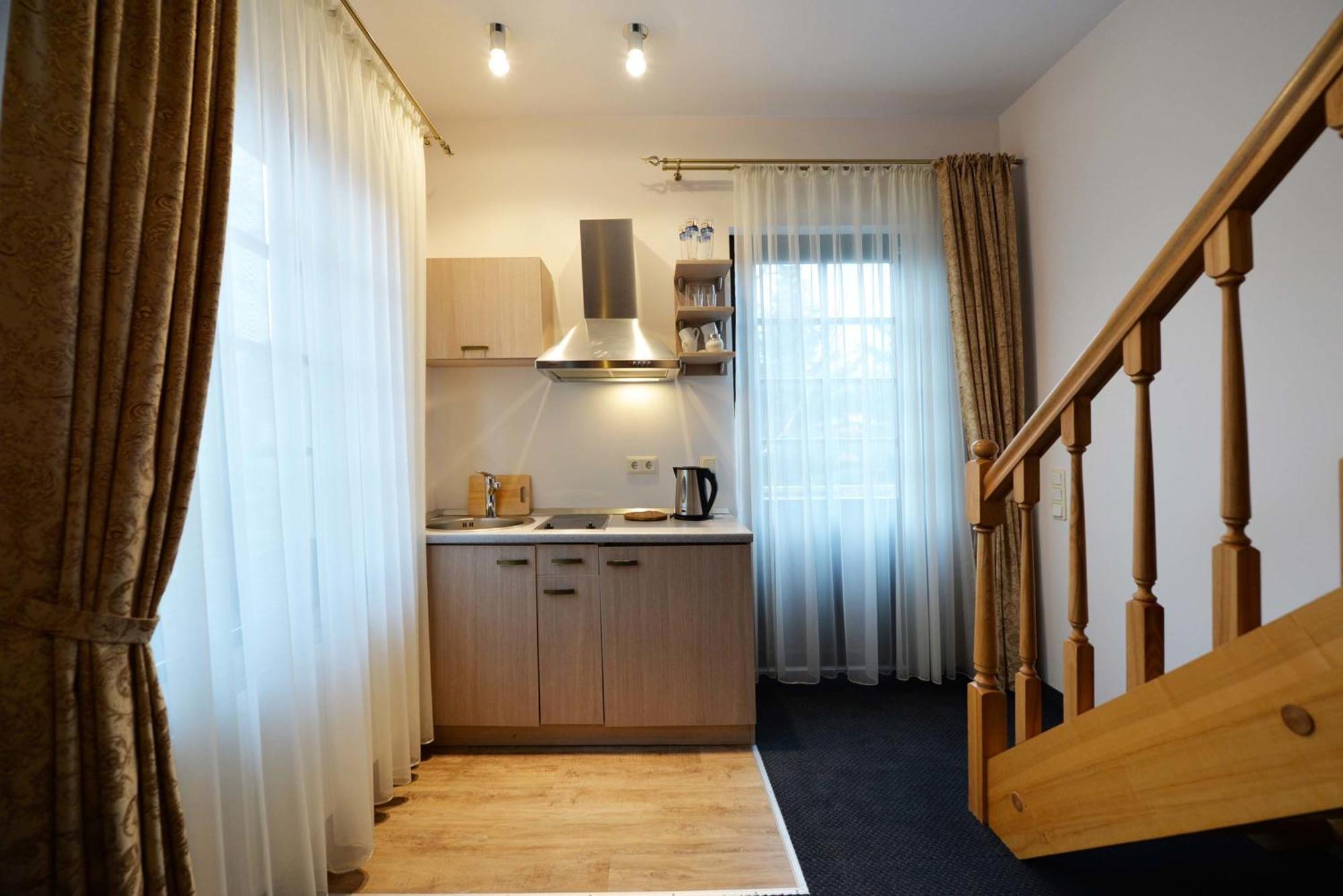 Guest House & Villa Astoma Palanga Quarto foto